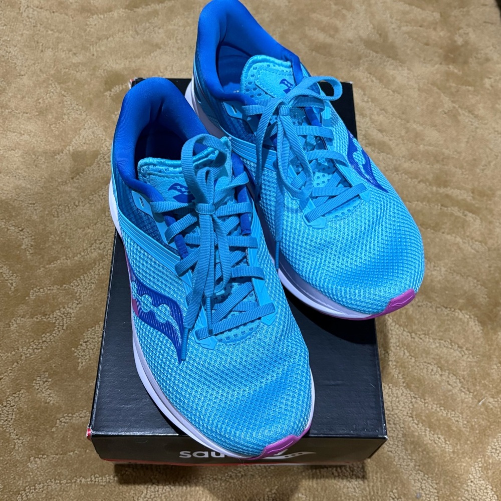 Saucony Women's Vibrant Blue Athletic Shoes